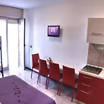 Intimate In A Modern Residence-beahost アパート ビビオーネ