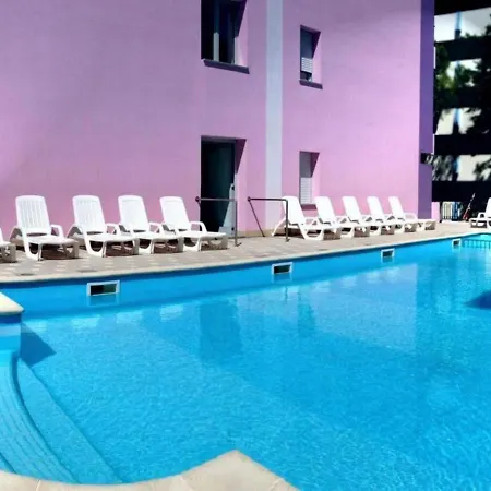 Intimate In A Modern Residence-beahost Διαμέρισμα