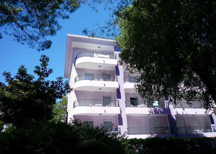 Intimate In A Modern Residence-beahost * 比比翁
