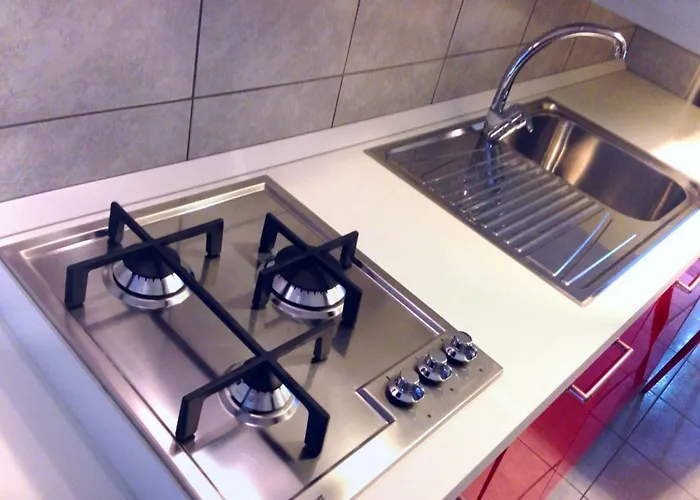 Intimate In A Modern Residence-beahost ביביונה